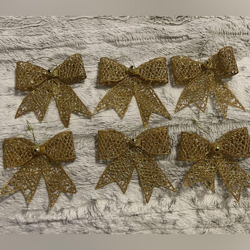 Christmas Ornament 6 Gold Bows💛🎄